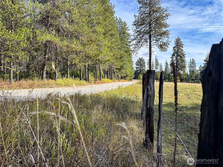 Property Photo:  320871  Highway 2  WA 99156 