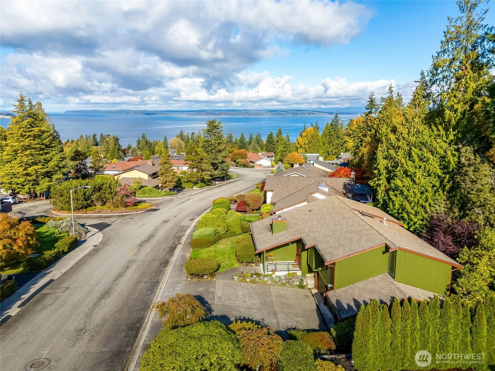 Property Photo:  5119  23rd Avenue W  WA 98203 