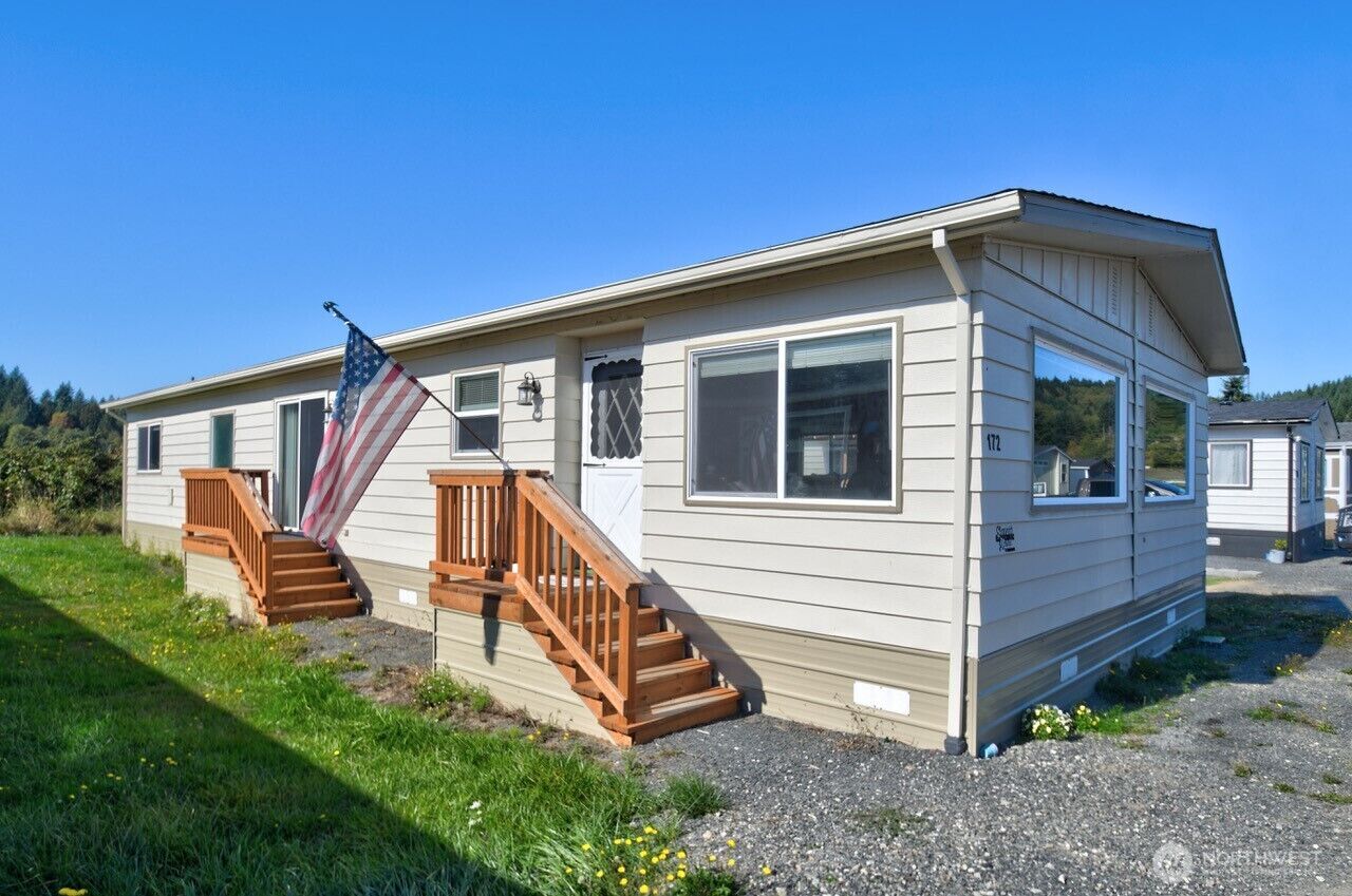 Property Photo:  172  Nix Lane  WA 98531