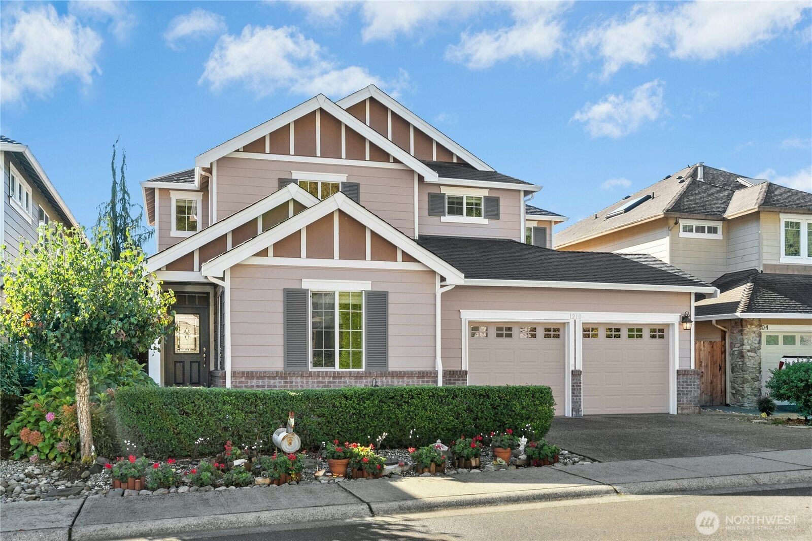 Property Photo:  1210  146th Street SE  WA 98012