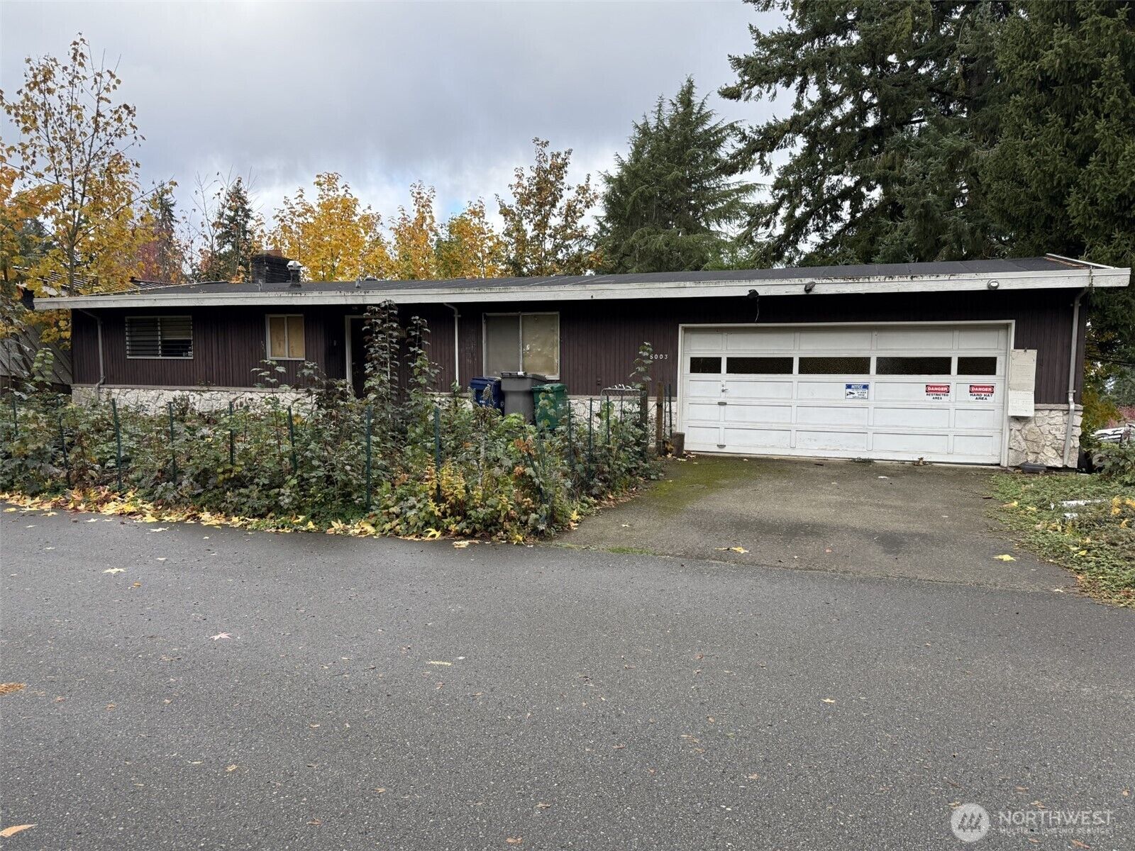 Property Photo: 5003 112th Avenue NE WA 98033