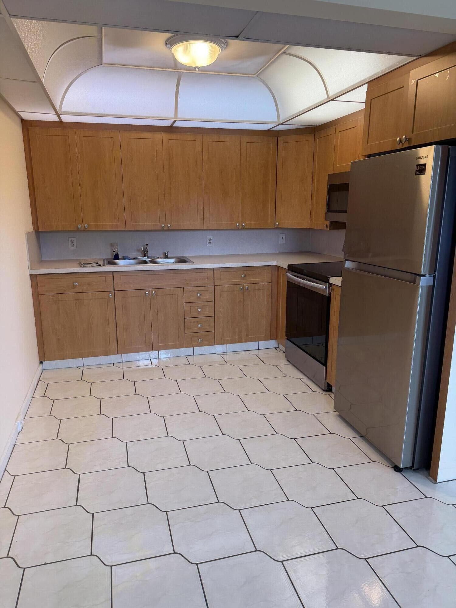 Property Photo:  2017 Newcastle A  FL 33434 