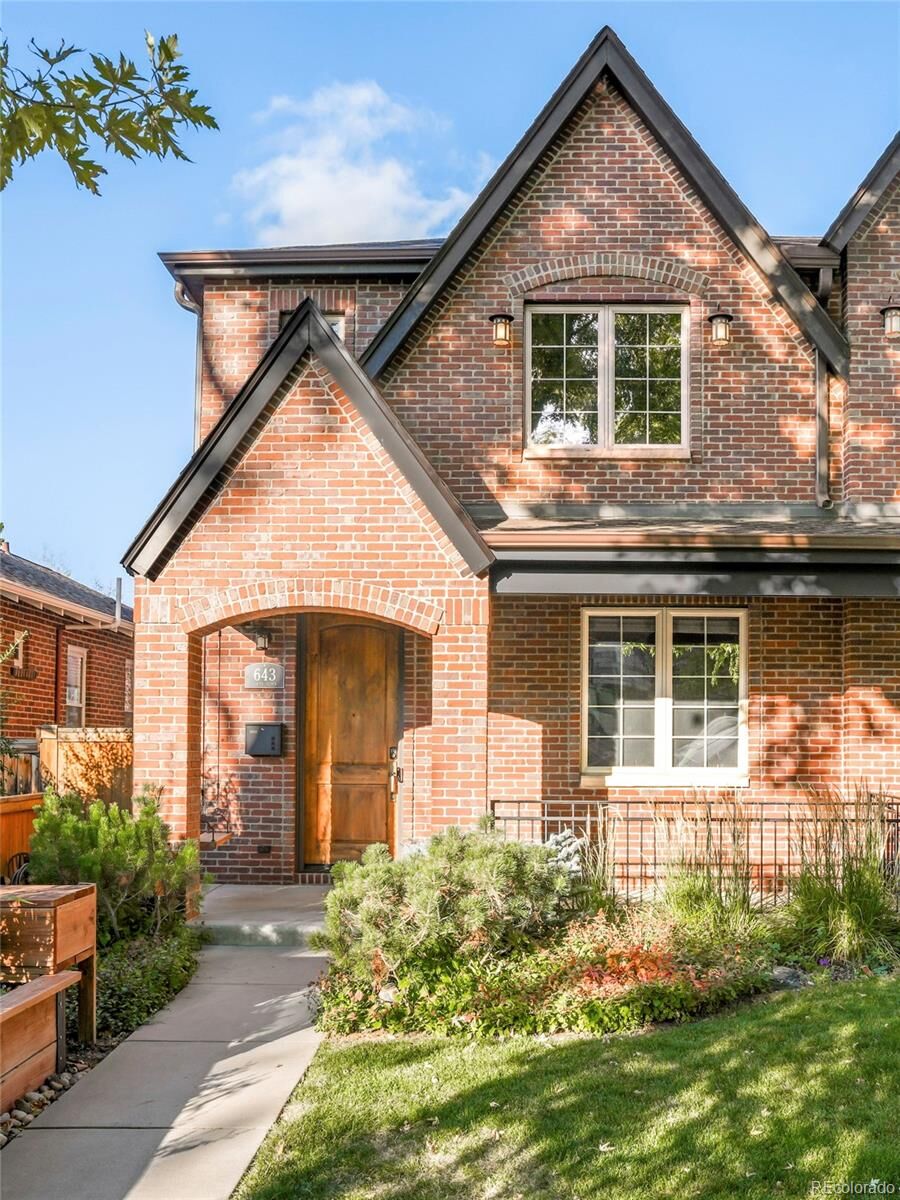 Property Photo:  643 S Ogden Street  CO 80209