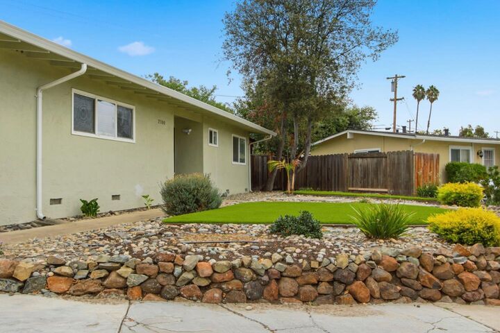 Property Photo:  2100 Tiny Street  CA 95035