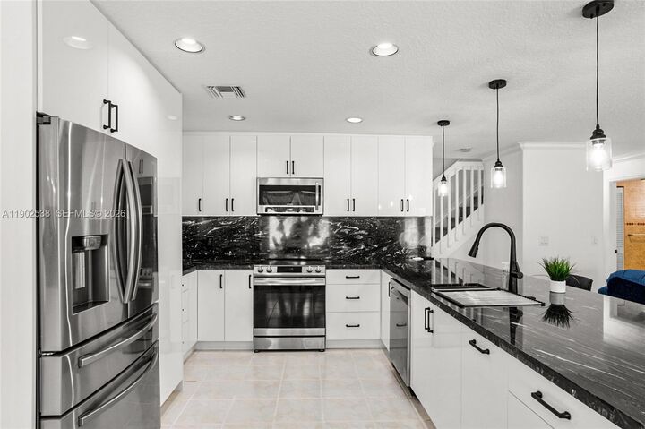 Property Photo:  2261 NW 139th Ave  FL 33323 