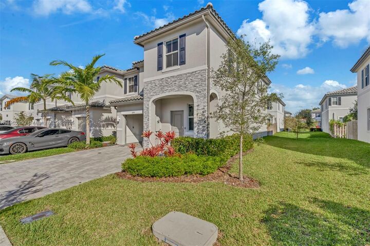 Property Photo:  11851 NW 46th St  FL 33076