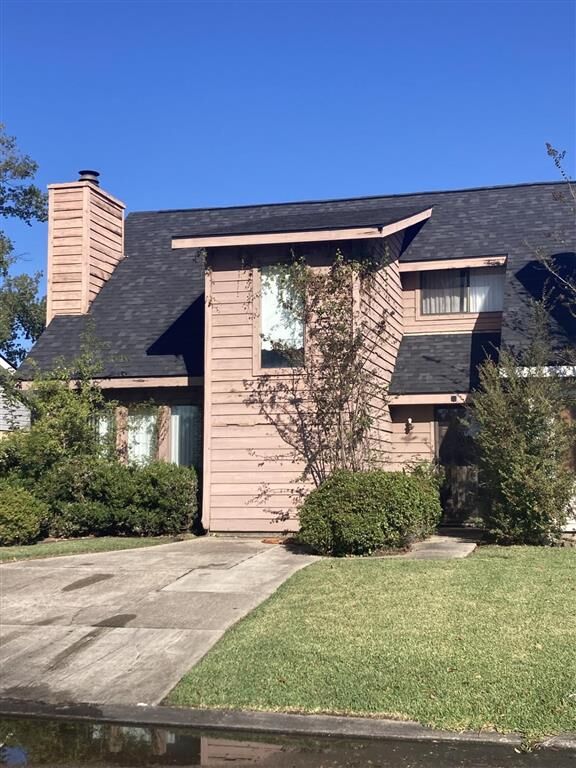 Property Photo:  106 Summerwood Drive  LA 70663 