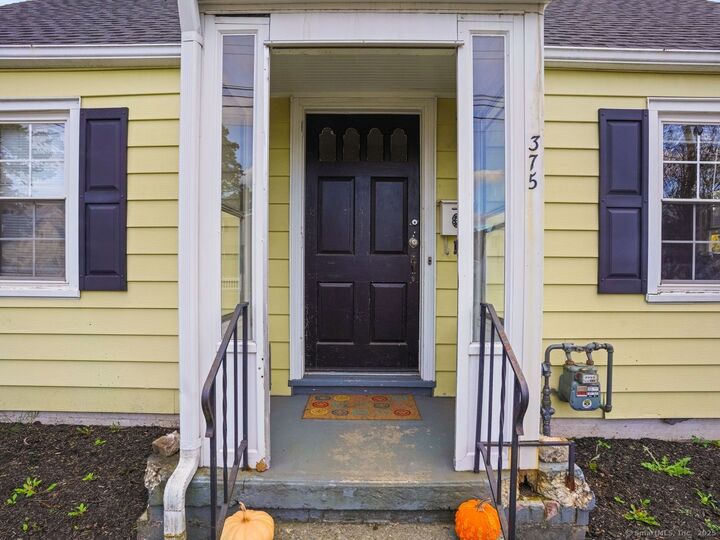 Property Photo:  375 Ruth Street  CT 06606