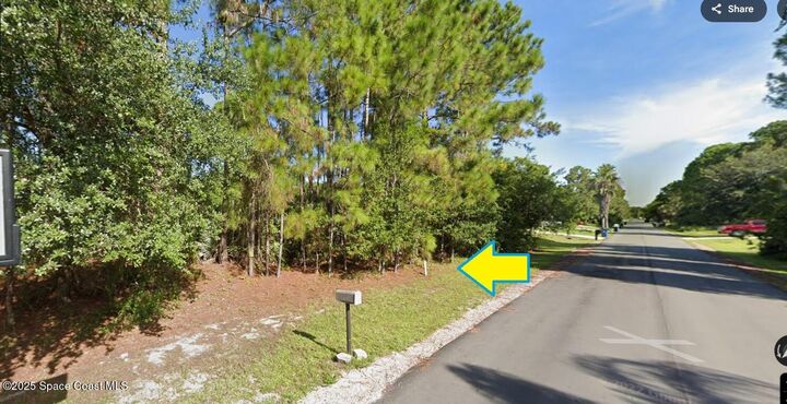Property Photo:  558 Wildwood Avenue SW  FL 32908