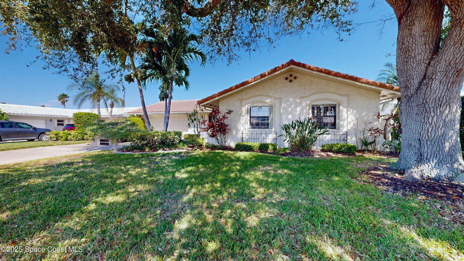 Property Photo:  410 Brightwaters Drive  FL 32931