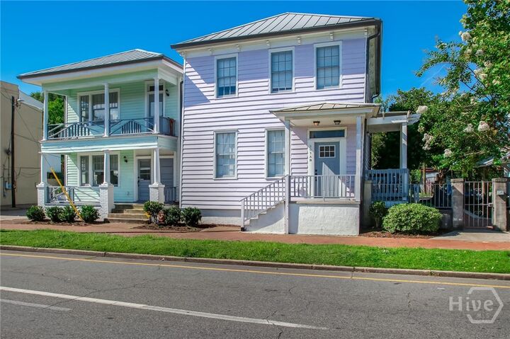 Property Photo:  303 W Henry Street B  GA 31401