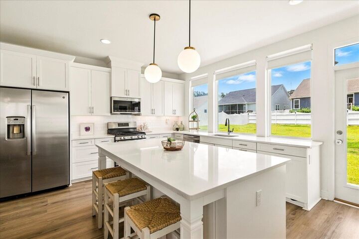 Property Photo:  2500 Mount Vernon Lane  FL 32311