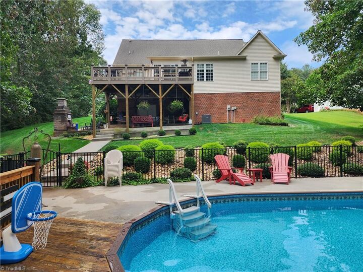 Property Photo:  110 Eastridge Lane  NC 28651