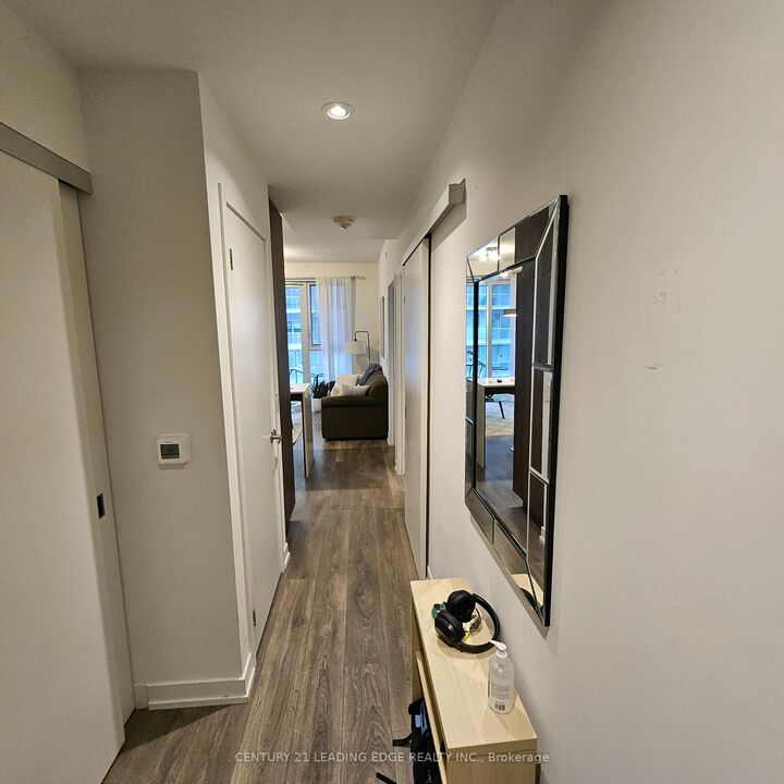 Photo de la propriété:  15 Lower Jarvis Street  ON M5E 0C4