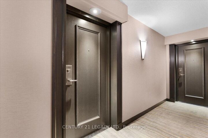 Property Photo:  2269 Lakeshore Boulevard W 1207  ON M8V 3X6