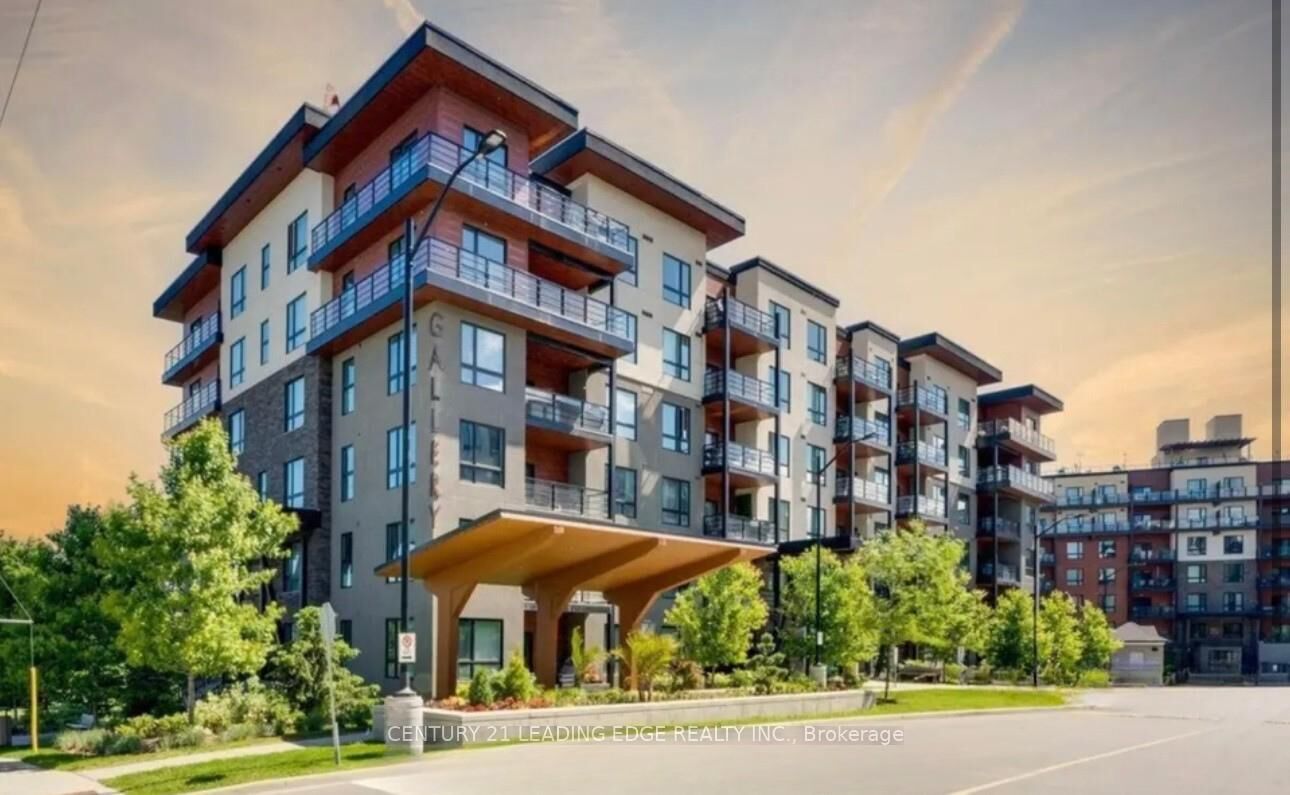 Photo de la propriété:  300 Essa Rd N/A 209  ON L9J 0B9