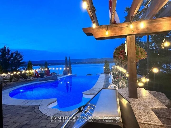 Photo de la propriété:  3886 Armitage Avenue  ON K0A 1T0