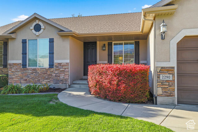 Property Photo:  2290 S 200 E  UT 84037