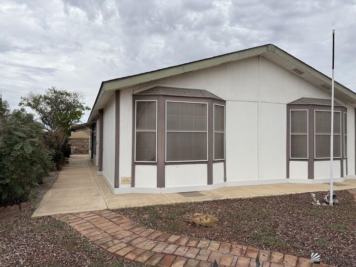Property Photo: 13718 E 50 St AZ 85367