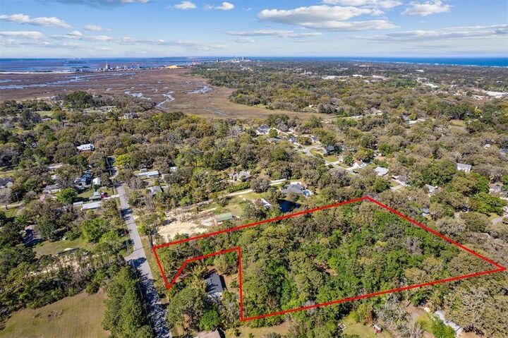 Property Photo: 2098 Friendly Road FL 32034