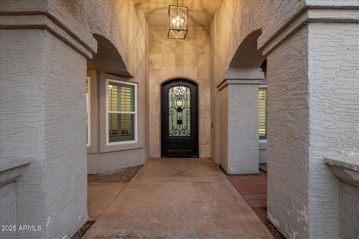 Property Photo:  1244 N Norfolk Circle  AZ 85205 