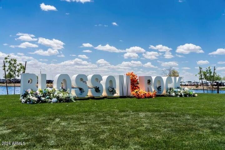 Property Photo:  437 W Fremont Pass  AZ 85120 