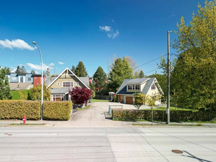 16051 16 Avenue — photo 1