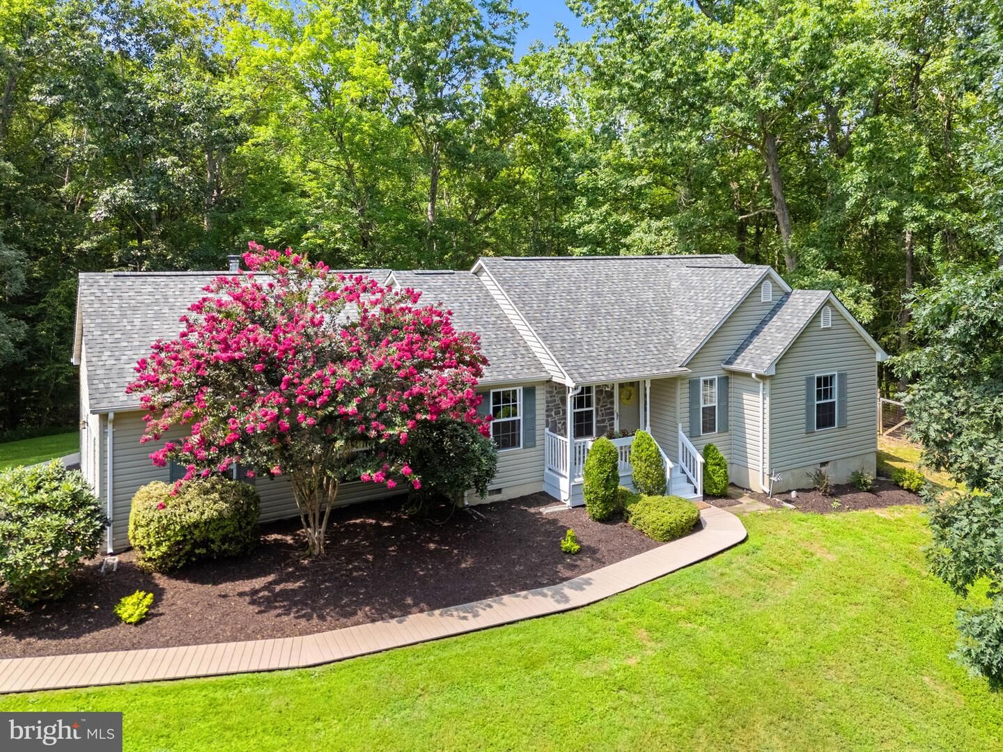 Property Photo: 19257 Springfield Circle VA 22724