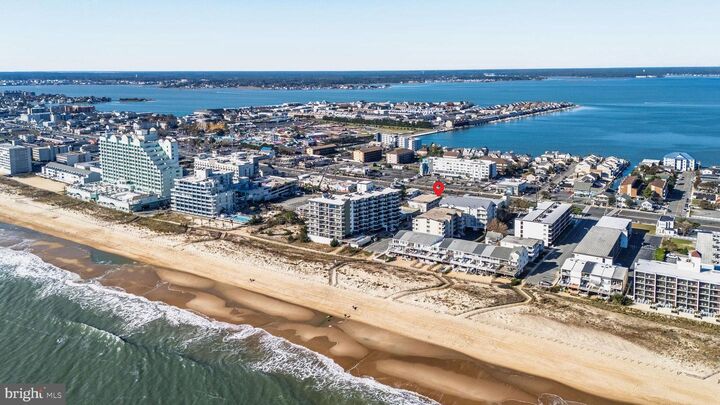 Property Photo:  15 35th Street 305  MD 21842 