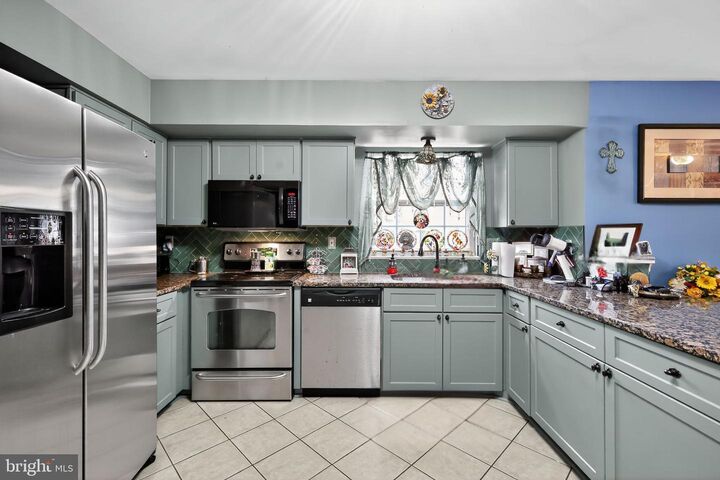 Property Photo:  1 Idylwood Place  VA 22554 