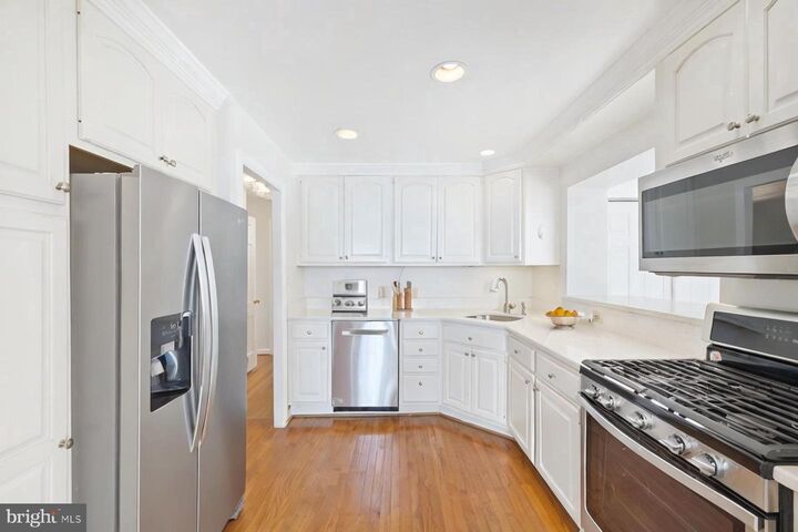 Property Photo: 9407 Wadsworth Drive MD 20817