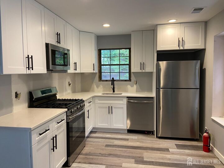 Property Photo:  87 Deptford Court  NJ 07747