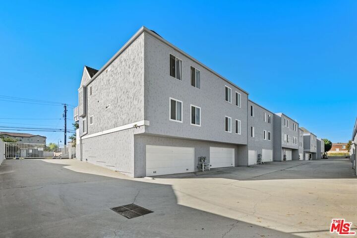 Property Photo: 1229 W 223rd St CA 90502