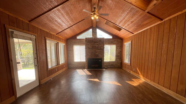 Property Photo: 8697 Kingsley Drive OH 43068