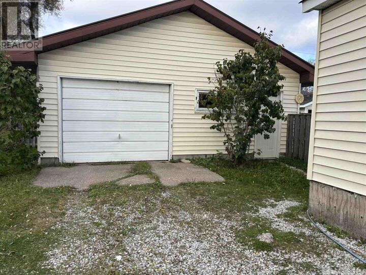 Property Photo: 78 McNabb St ON P6B 1X8