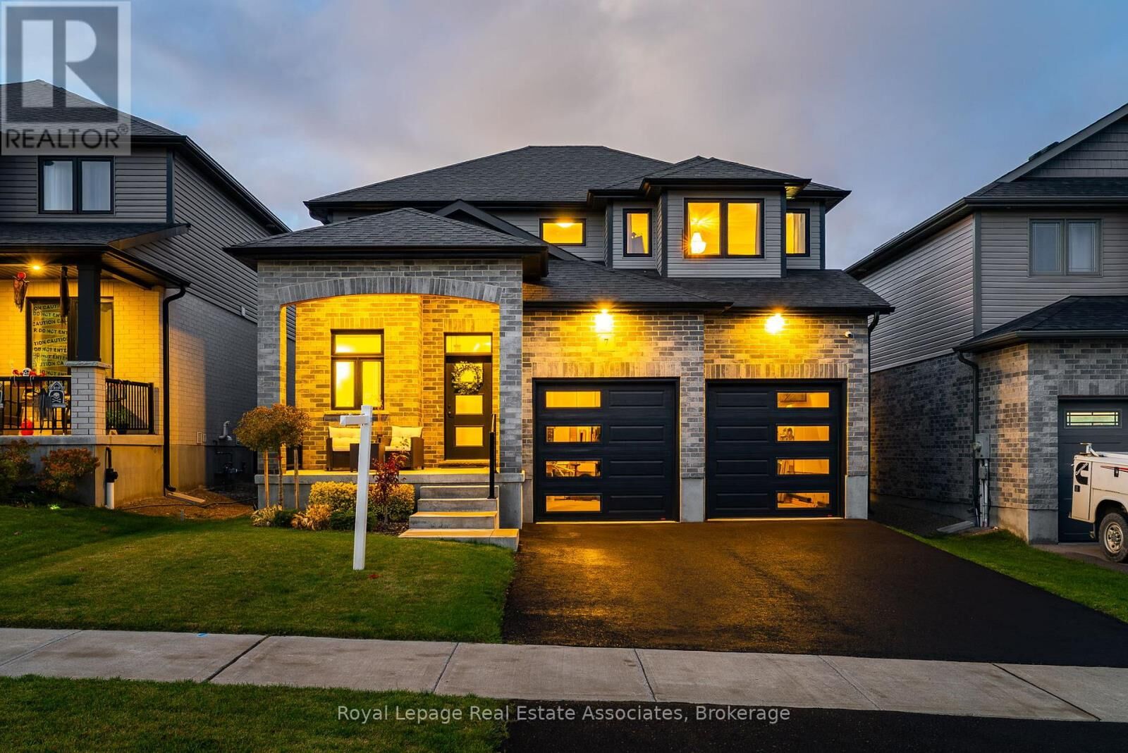 Property Photo: 7 Tindall Crescent ON L9W 7R9