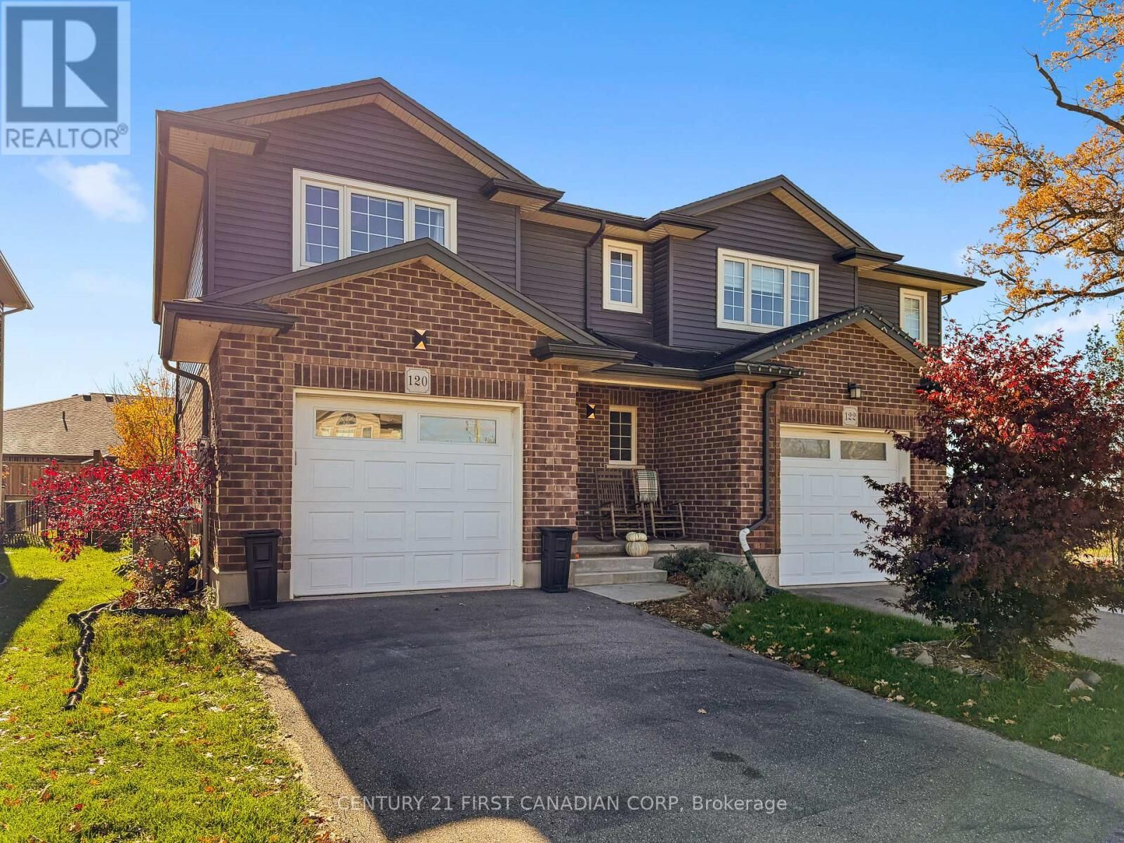 Property Photo:  120 Edison Street  ON N4X 0A8