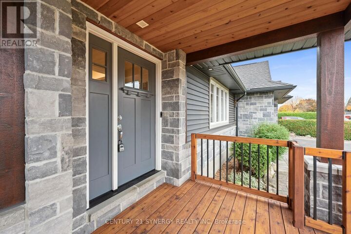 Property Photo:  22 Carola Street  ON K2G 0Y1