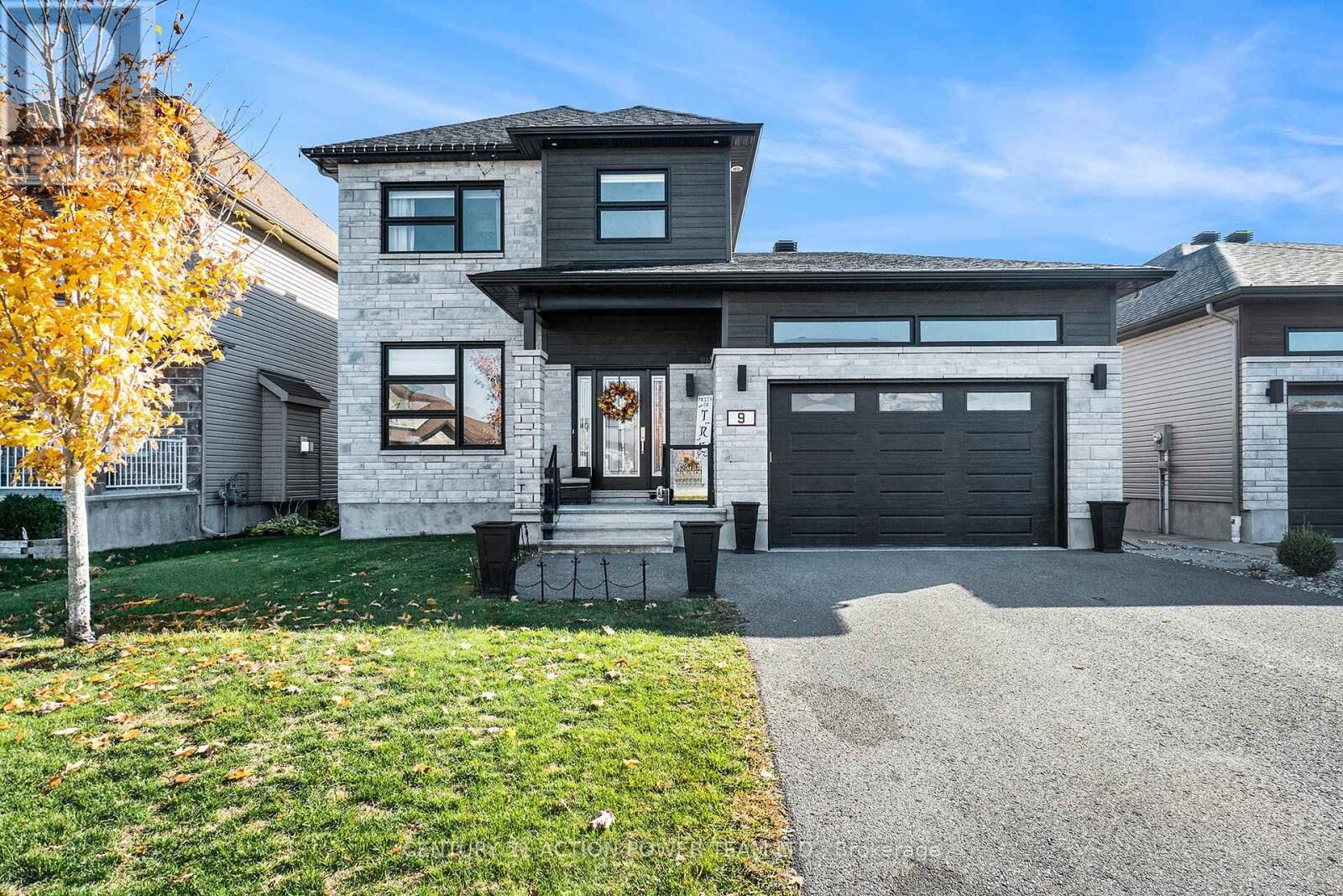 Property Photo:  9 Richer Street West  ON K0A 1R0