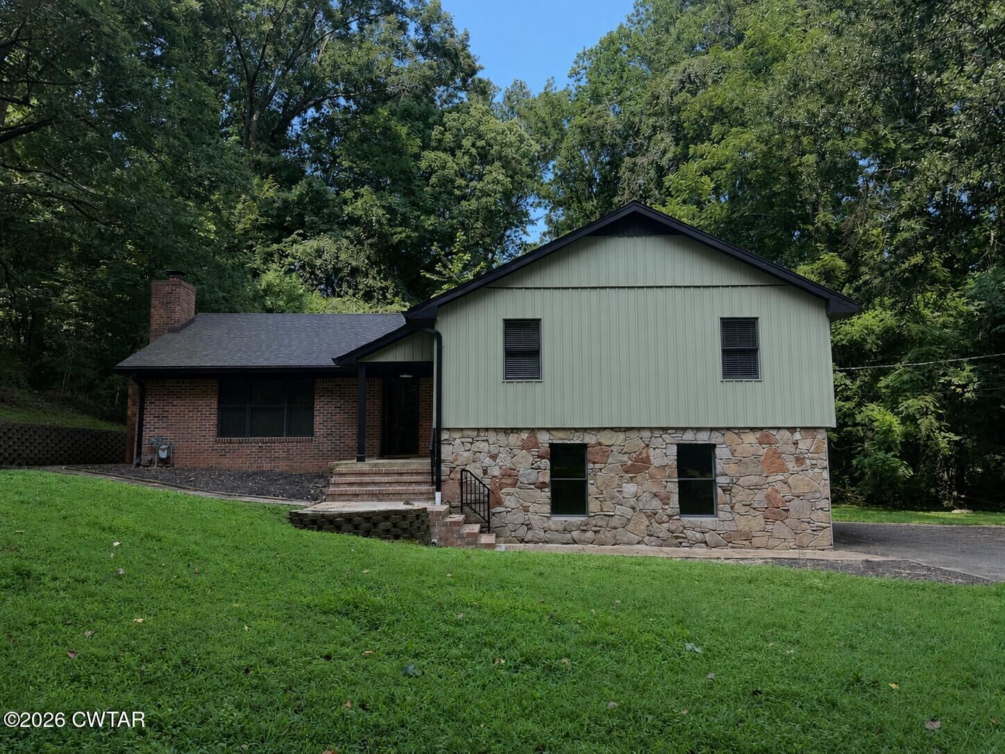 Property Photo: 101 Thornfield Drive TN 38006