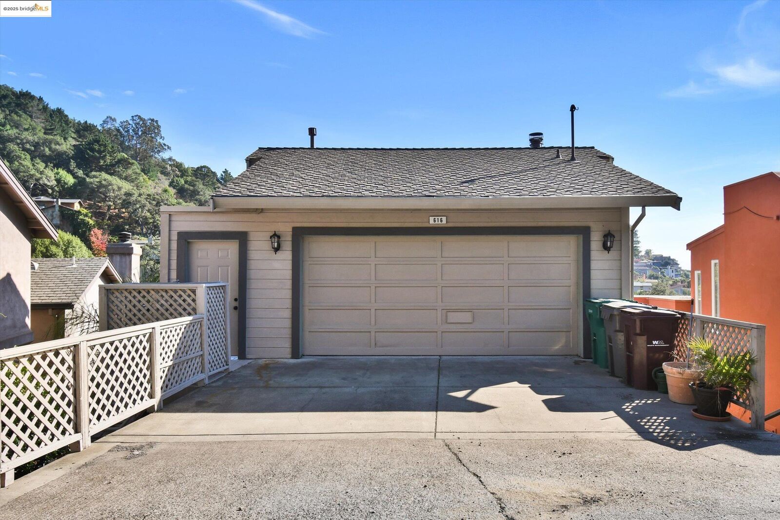 Property Photo:  616 Gravatt Dr  CA 94705 
