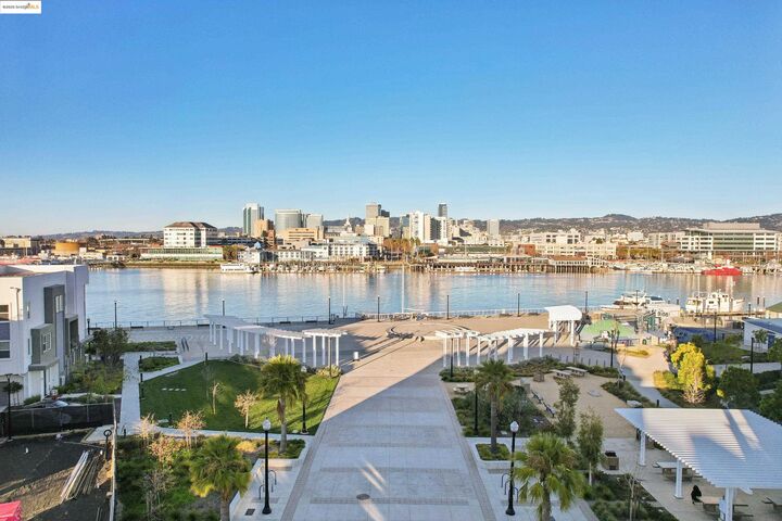 2878 5th Street  Alameda CA 94501 photo