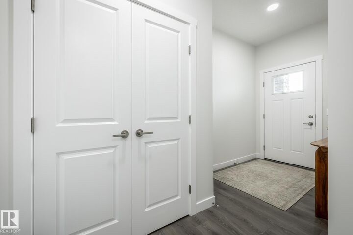 Property Photo:  5017 Cawsey Link SW  AB T6W 4M6