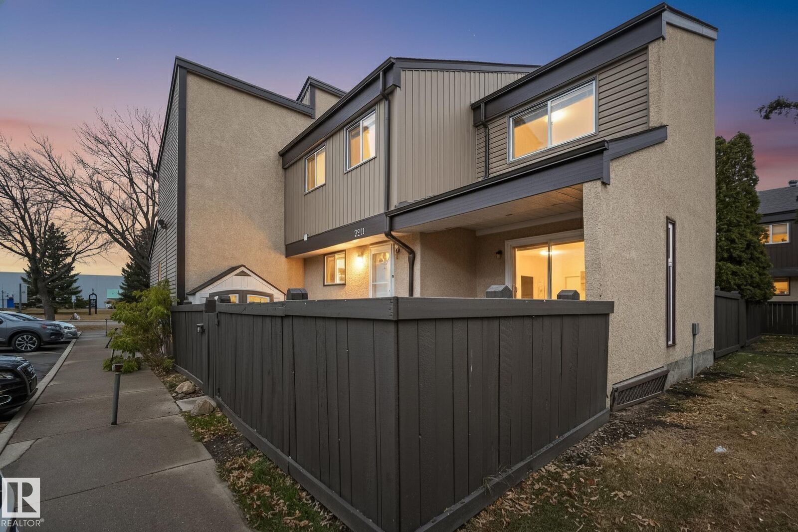 Property Photo:  7271 180 Street NW  AB T5T 3G1 