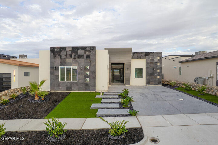 Property Photo:  1352 Costanzo Place  TX 79928