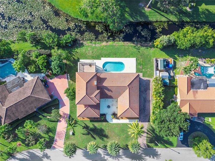 9030 NW 32nd St  Coral Springs FL 33065 photo