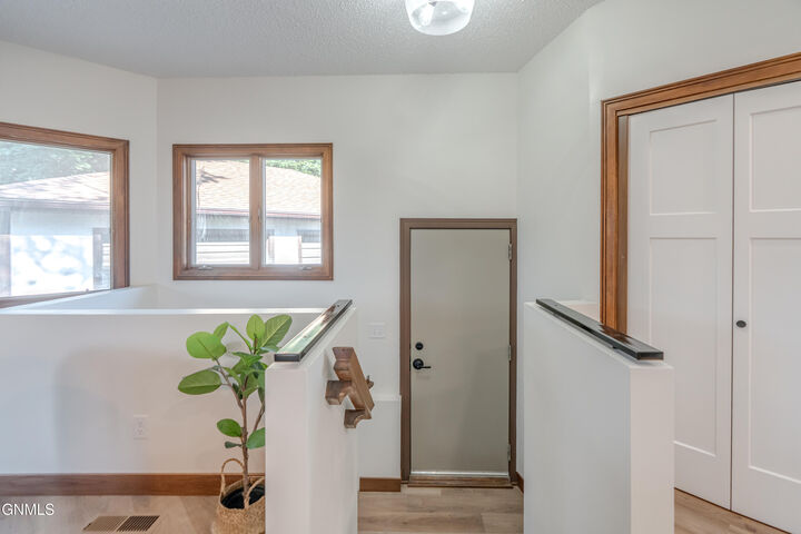 Property Photo:  102 W Custer Park Street  ND 58501