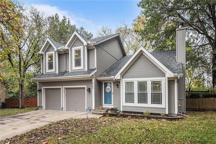 Property Photo:  8727 N Winan Avenue  MO 64153 