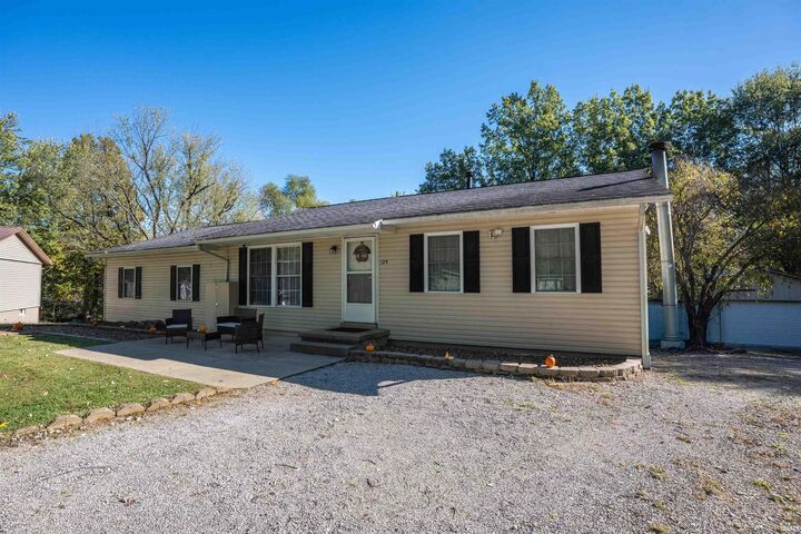 Property Photo:  125 Cortez Court  IN 47610