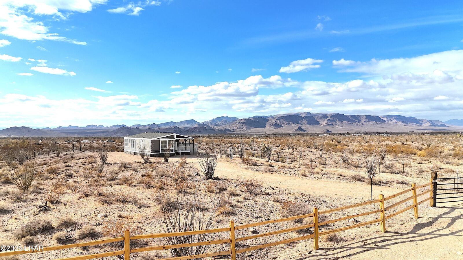 Property Photo:  14445 Ashurst Rd  AZ 86438 
